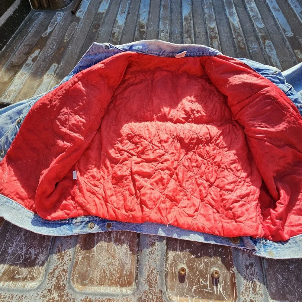 True VTG Lined Denim Trucker Jacket Type 3 Lg (Boxy) Faded And Stained Red Gut